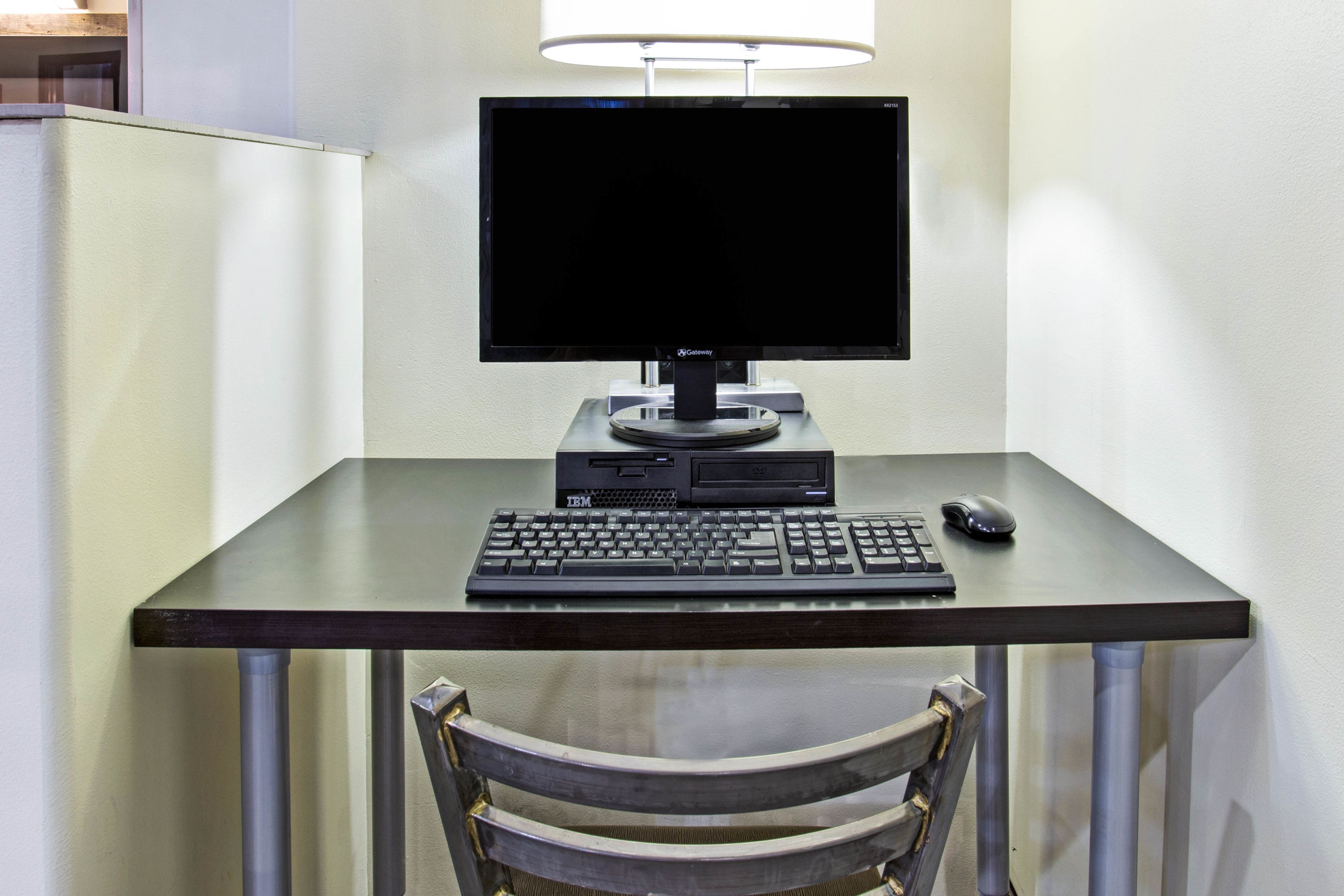 Foto - Days Inn by Wyndham Great Lakes Naval Base