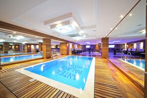 Indoor pool - Antea Palace Hotel & Spa (Istanbul)
