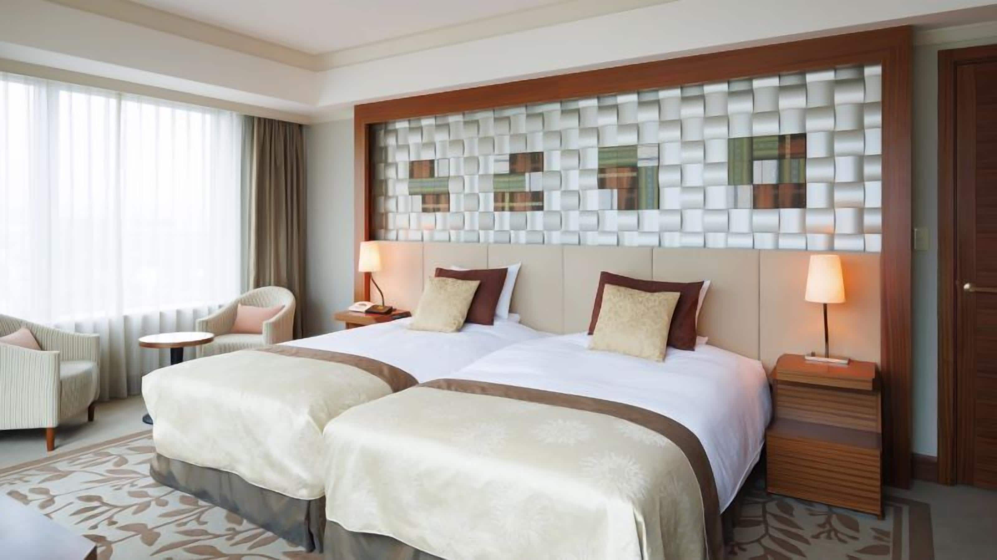 Minibar, in-room safe, desk, blackout drapes