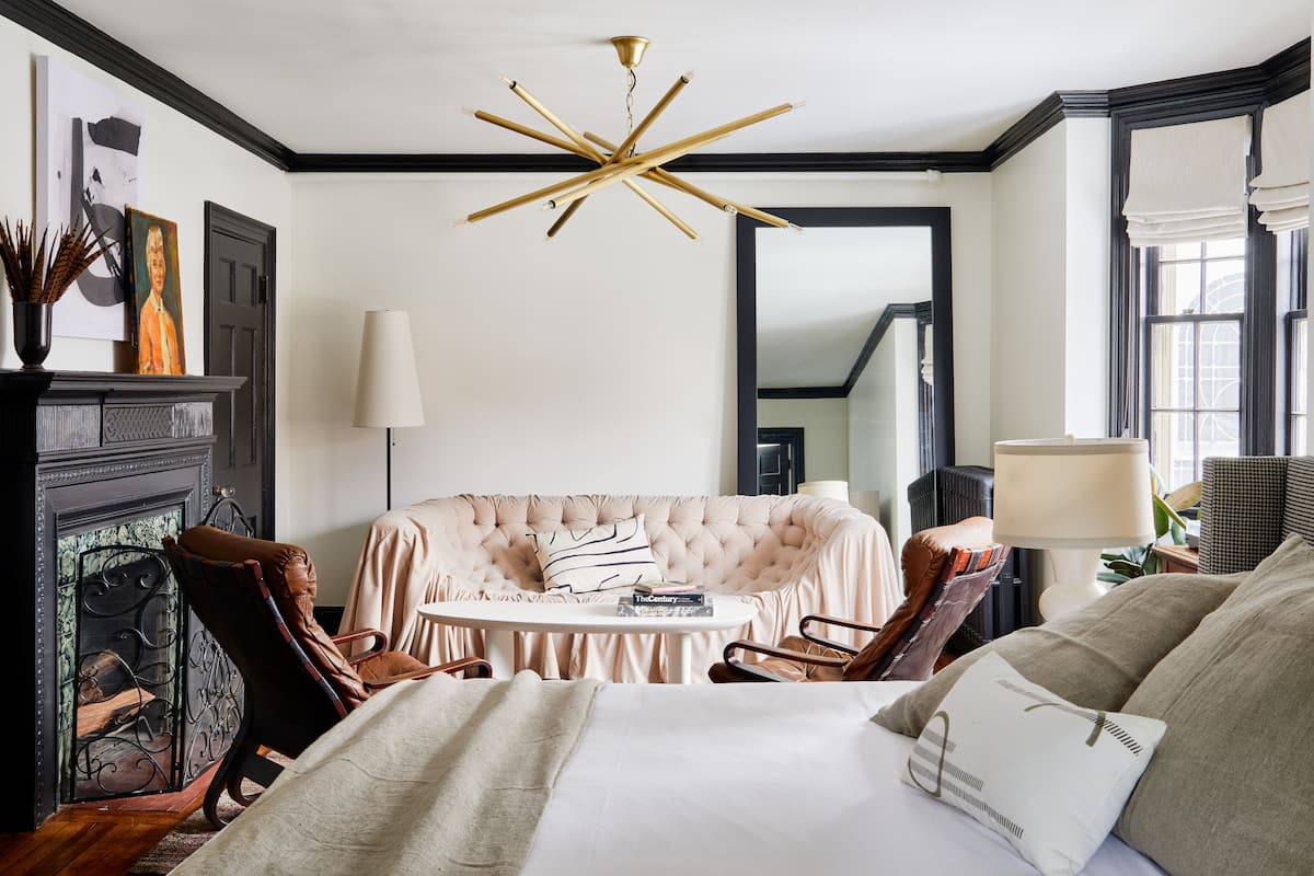 Event Records | 1 bedroom, premium bedding, individually decorated