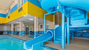 Piscine intérieure
