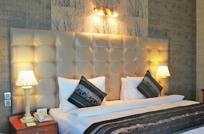 1 bedroom, premium bedding, in-room safe, individually decorated - Grand Hotel Europe  (Baku)