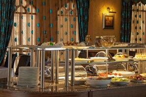 Dining - Grand Hotel Europe  (Baku)