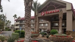 واجهة المنشأة