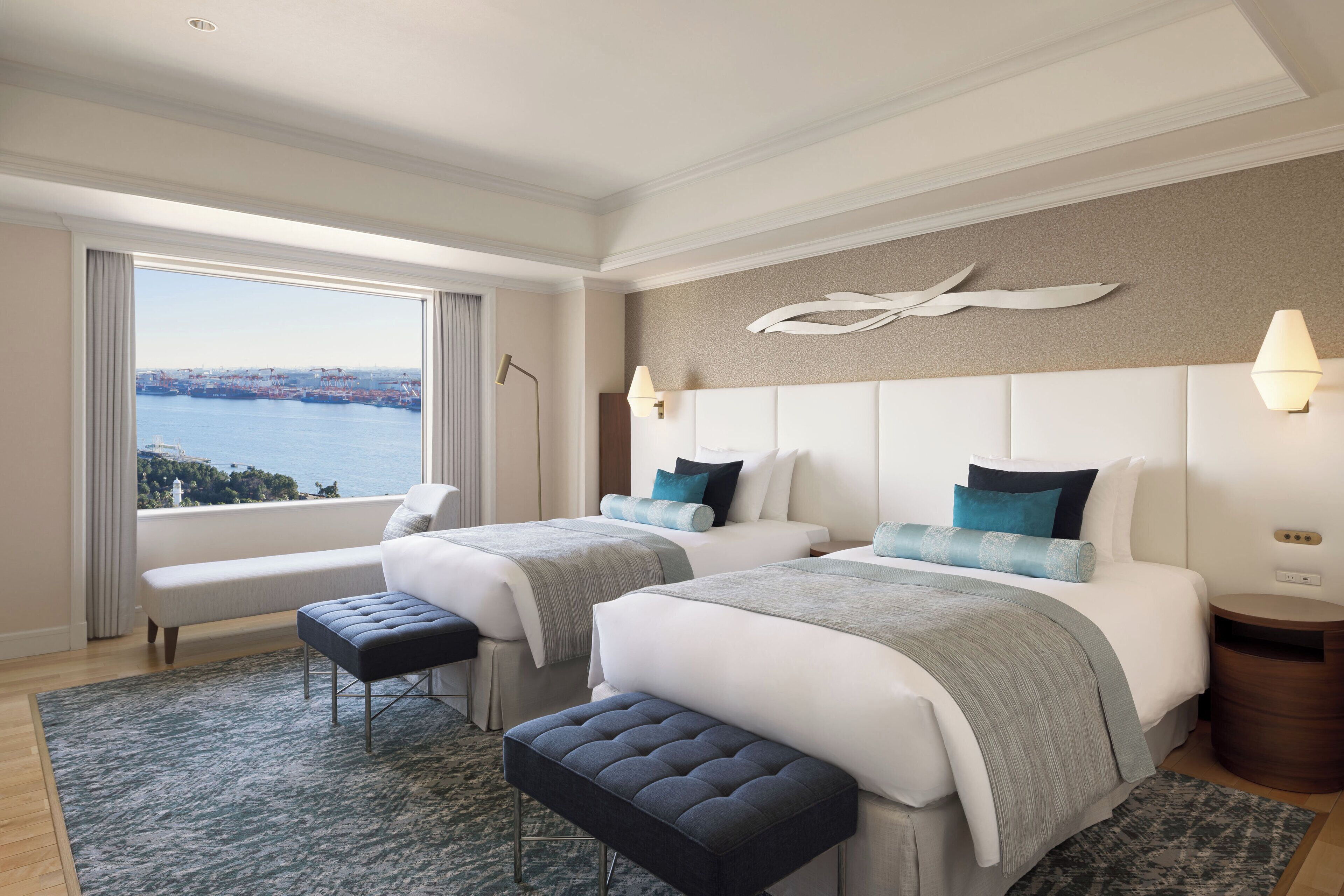 Down comforters, in-room safe, laptop workspace, blackout drapes