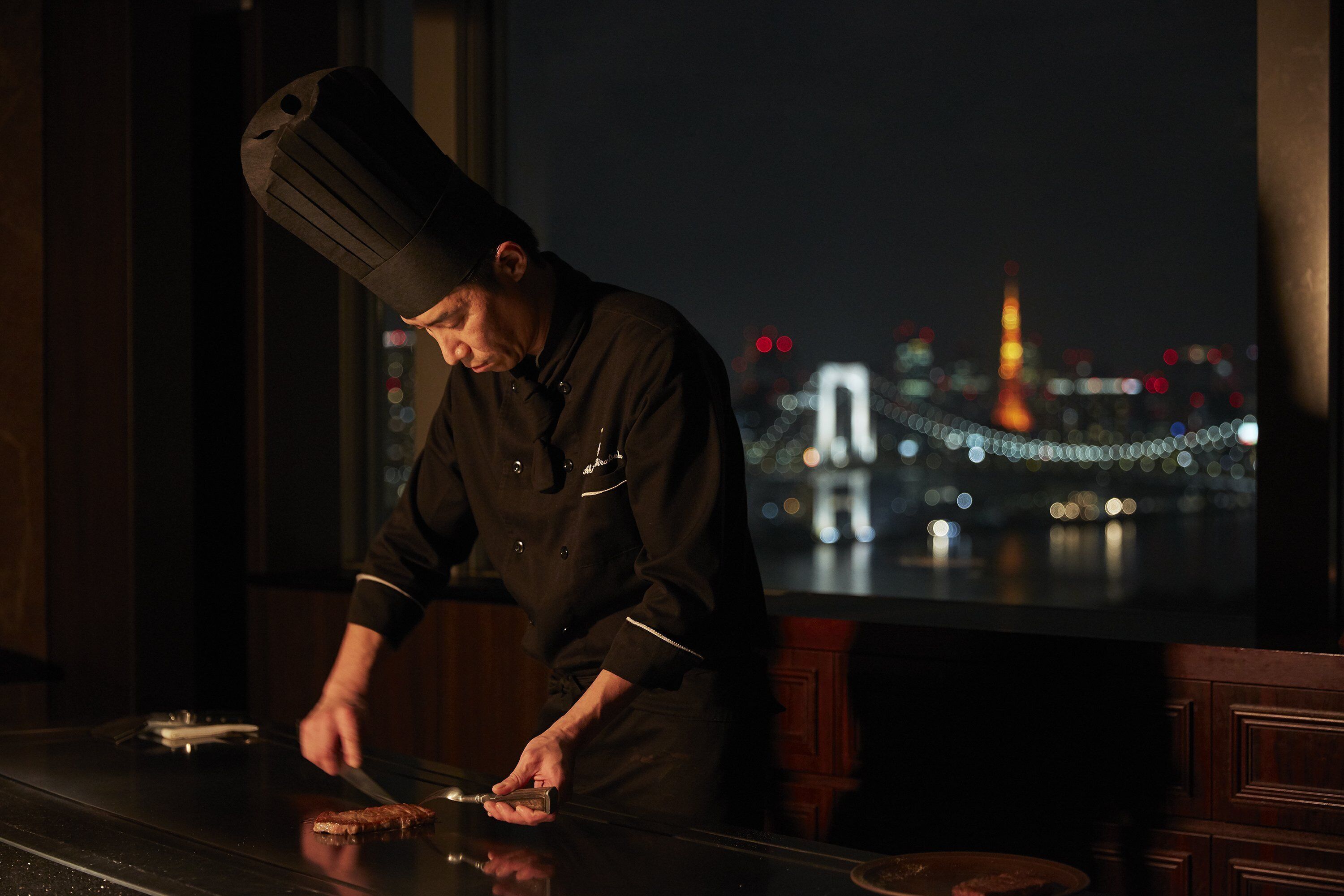 7 restaurants, breakfast, lunch, dinner served; japanese cuisine