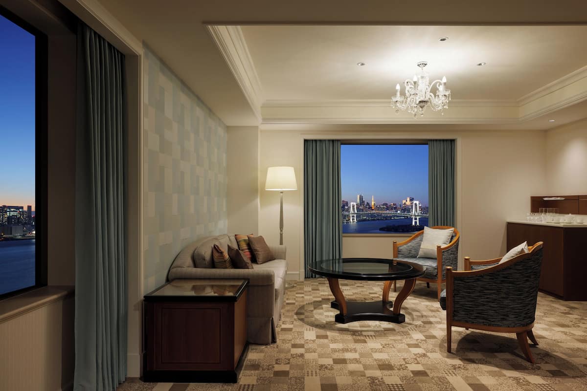 Club Breeze Family Suite, Rainbow Bridge Side, Non Smoking (Executive Lounge Access)
