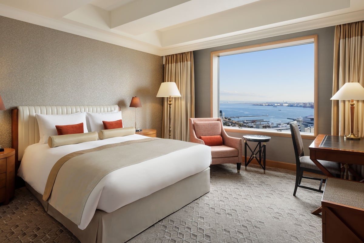 Down duvets, in-room safe, laptop workspace, blackout curtains