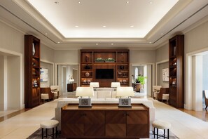 Executive lounge - Grand Nikko Tokyo Daiba (Tokyo)