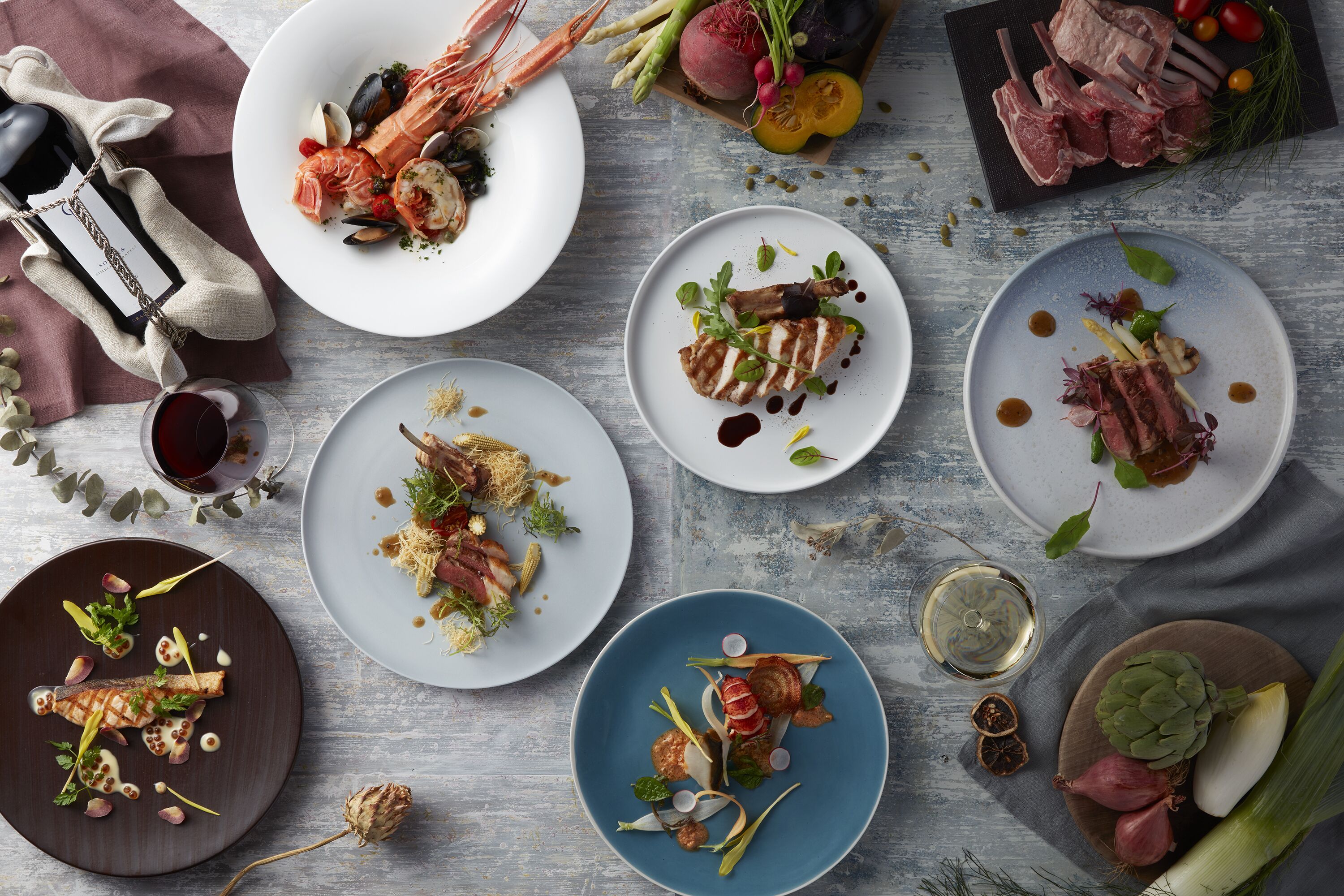 7 restaurants, breakfast, lunch, dinner served; Japanese cuisine