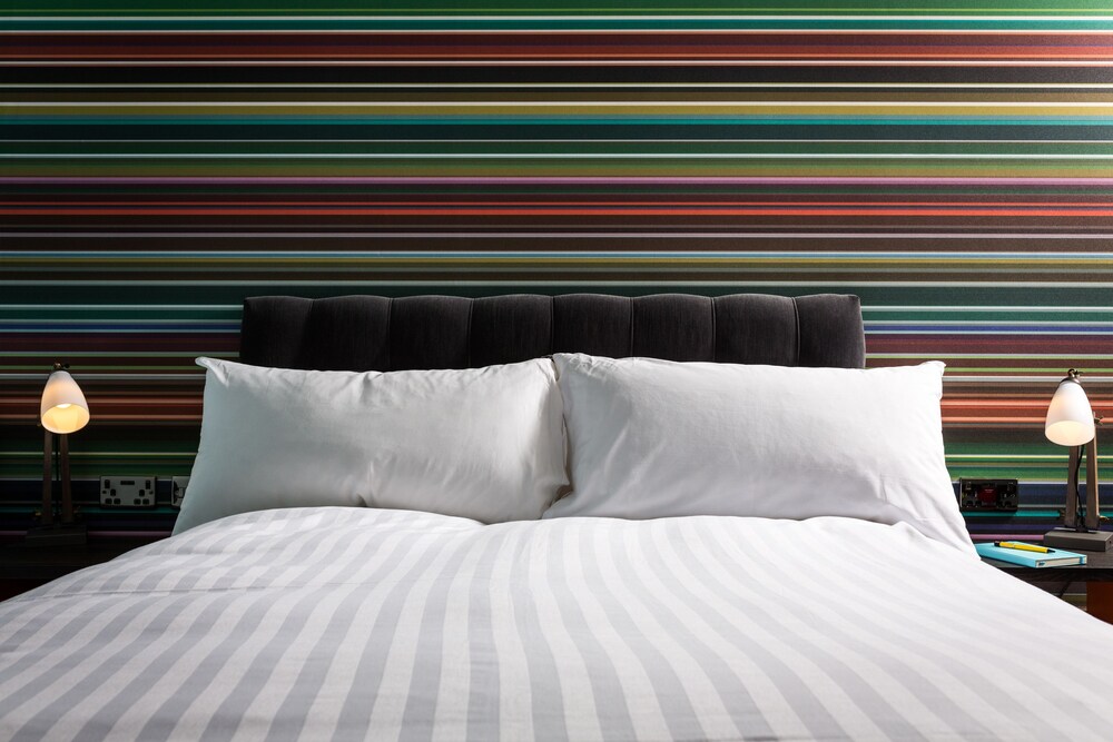 Village Hotel Cardiff - 1