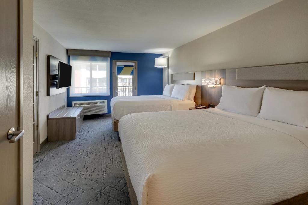 In-room safe, desk, laptop workspace, blackout curtains