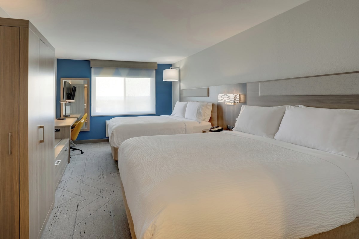 1 bedroom, in-room safe, desk, laptop workspace