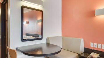 Wi-Fi gratuit, draps fournis