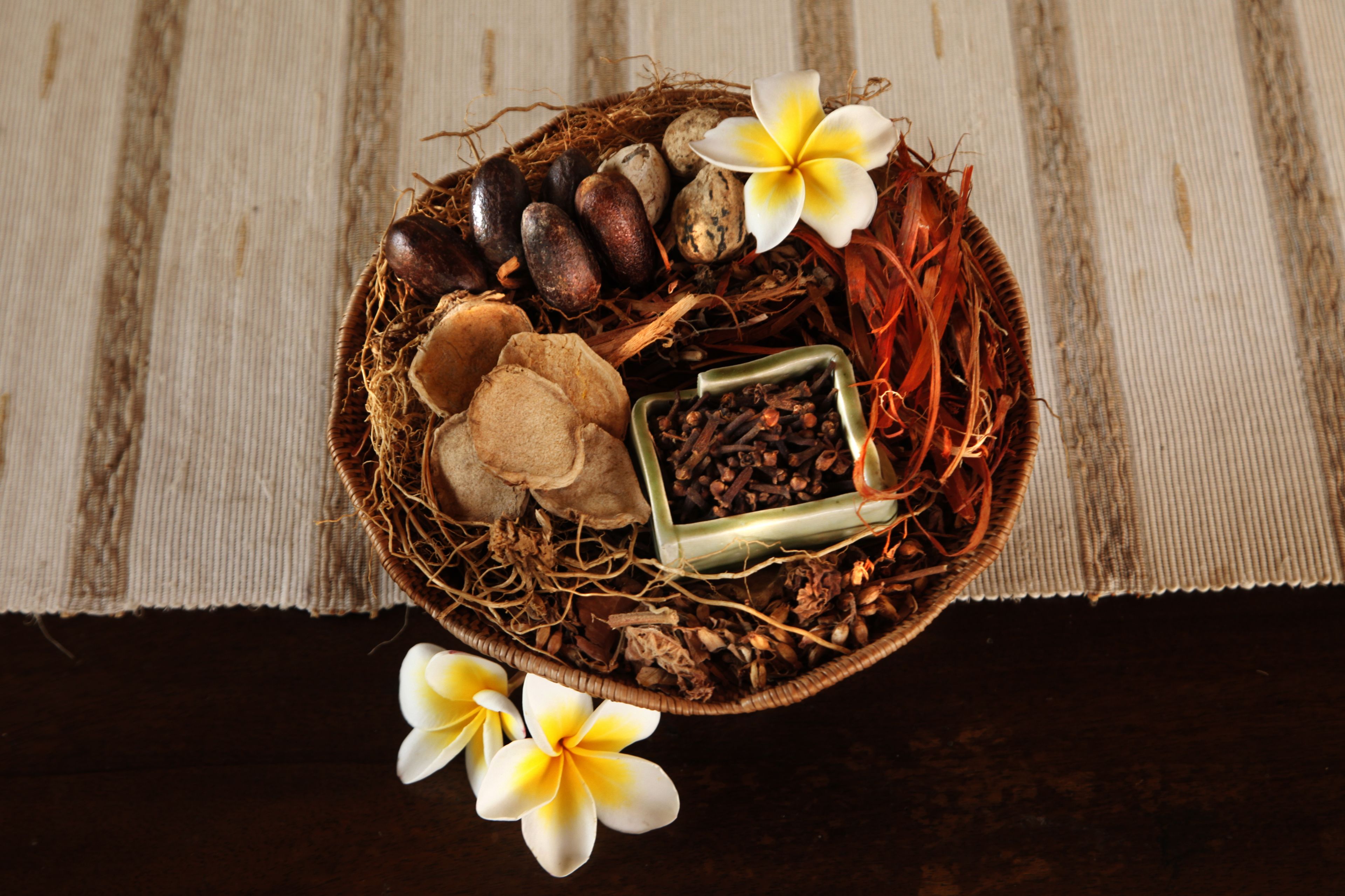 couples treatment room(s), sauna, hot tub, turkish bath/hammam