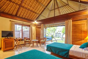 Phòng Deluxe, quang cảnh vườn, khu vực vườn | Bộ đồ giường cao cấp, nệm Select Comfort, minibar