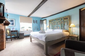 Deluxe Room (Luxury Bed and Breakfast)