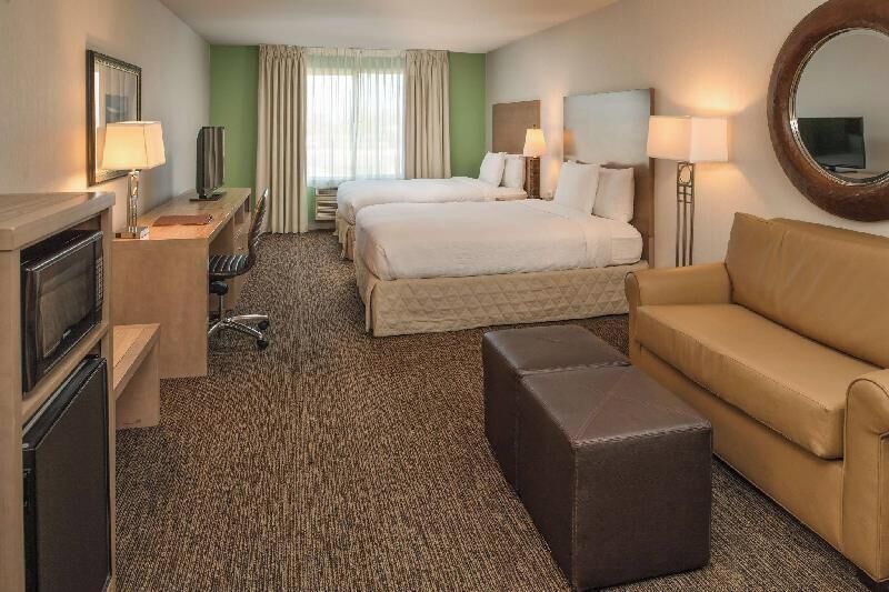 Pillowtop beds, desk, laptop workspace, iron/ironing board