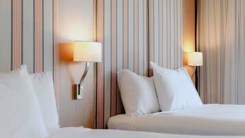 Coffres-forts dans les chambres, bureau, chambres insonorisées