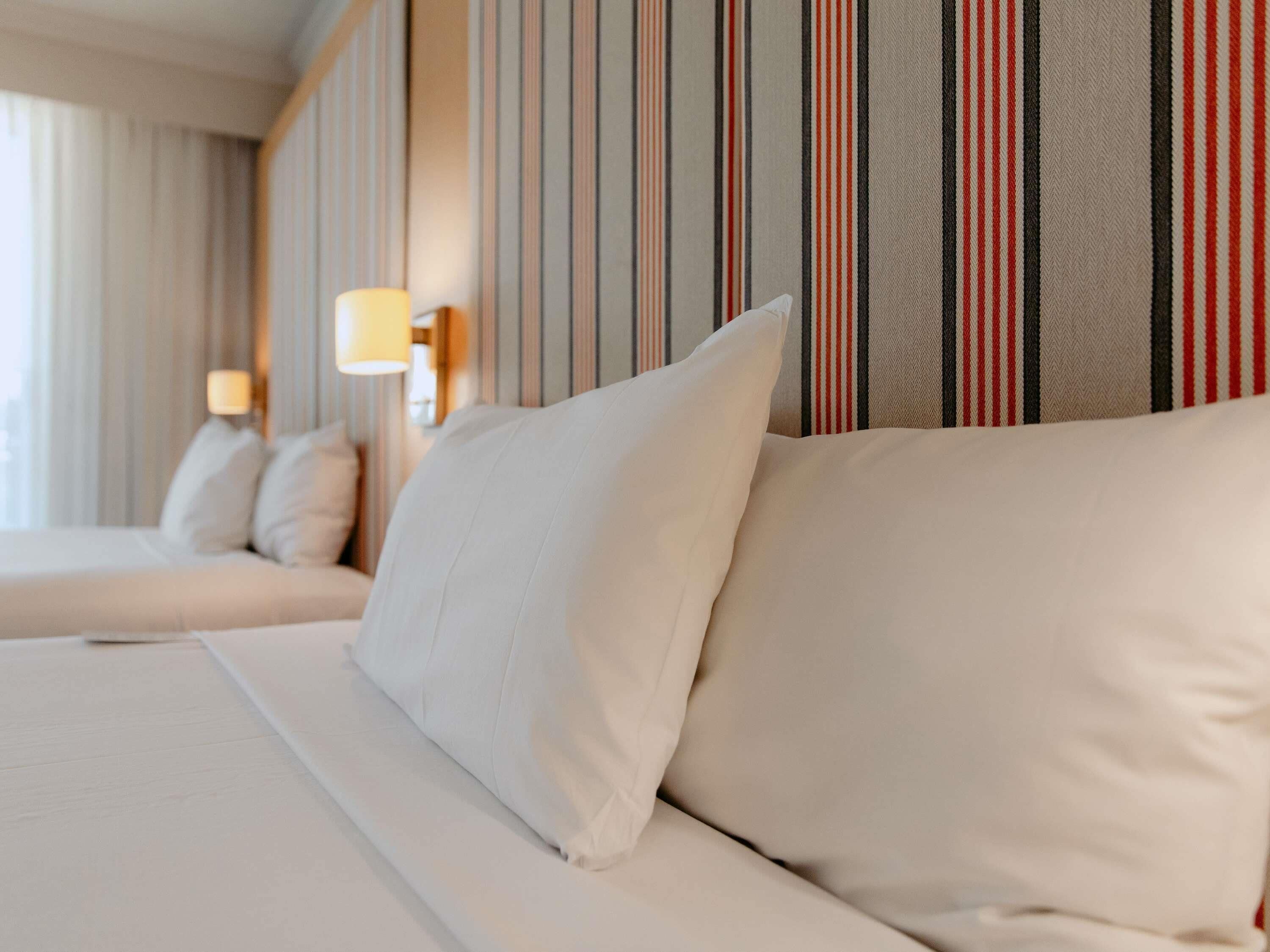 Coffres-forts dans les chambres, bureau, chambres insonorisées