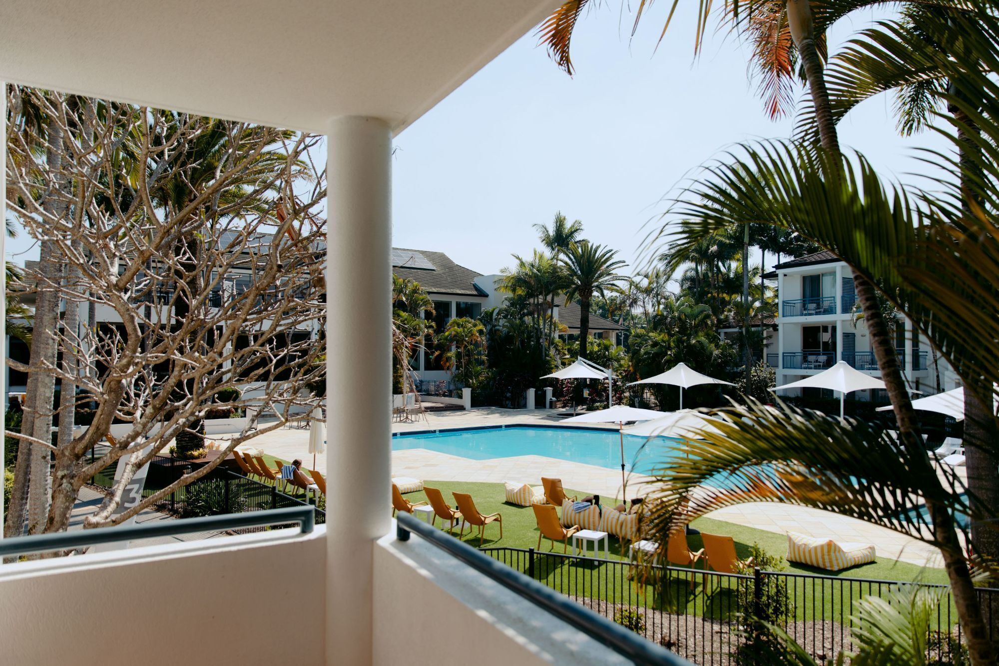 2 piscinas al aire libre, sillones reclinables de piscina