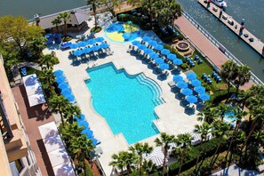 Outdoor pool, pool cabanas (surcharge), pool umbrellas - The Westin Savannah Harbor Golf Resort & Spa (Savannah)