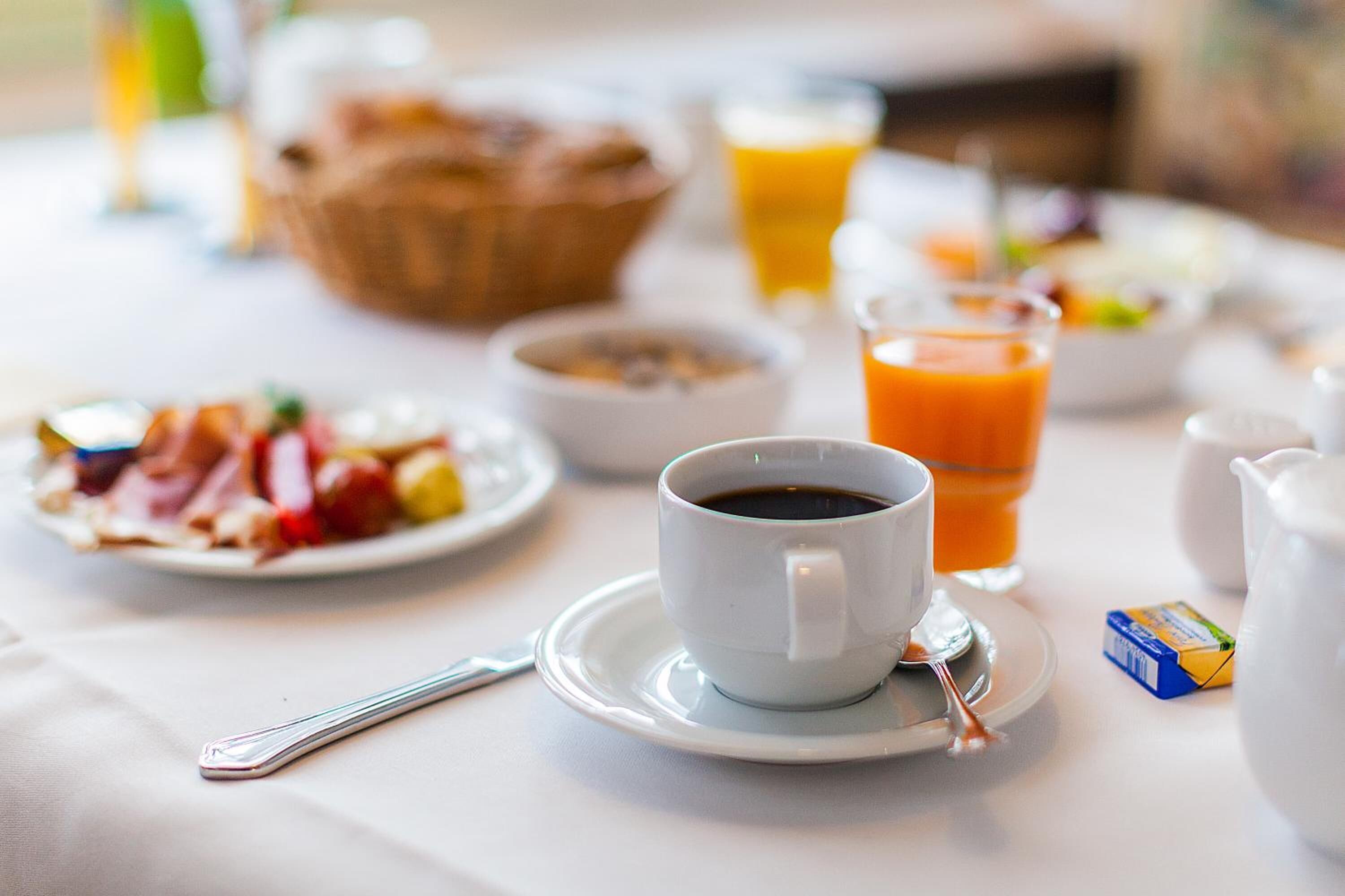 daily buffet breakfast (eur 18 per person)