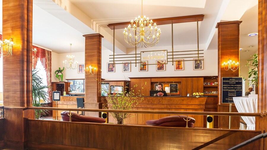 ホテル ネーデルサーシッシャー ホフ