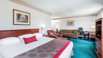 Suite, 1 King Bed | Desk, iron/ironing board, free cribs/infant beds, rollaway beds