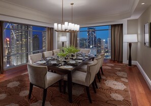 Oriental Suite, 1 cama de matrimonio grande | Cocina privada | Máquina de café espresso, cafetera o tetera y hervidor eléctrico