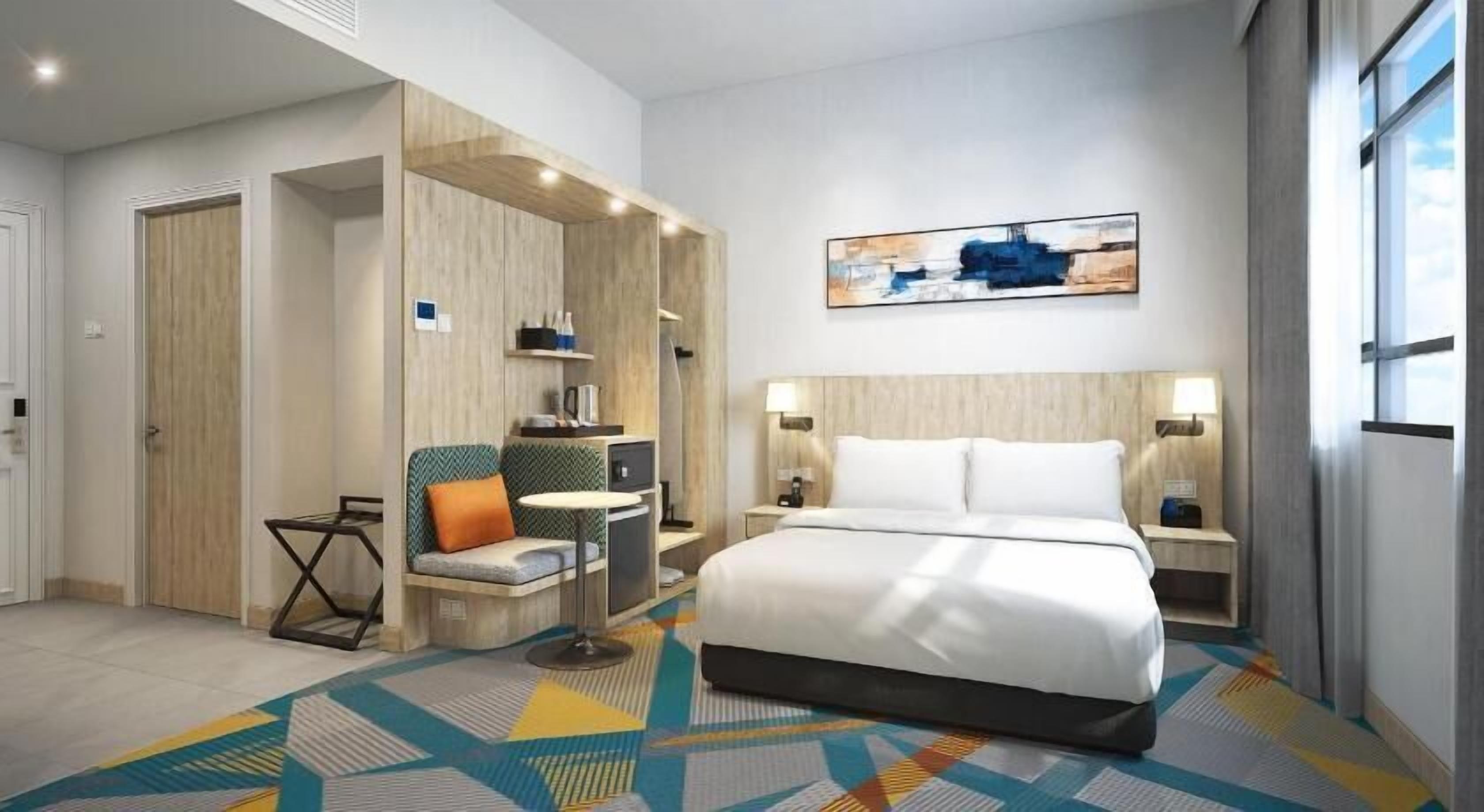 Minibar, in-room safe, soundproofing, free WiFi