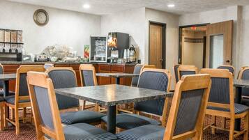 Free daily continental breakfast