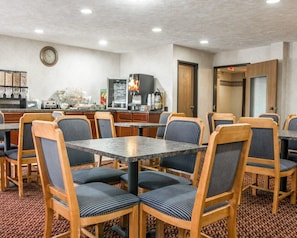 Free daily continental breakfast