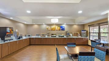 Free daily buffet breakfast