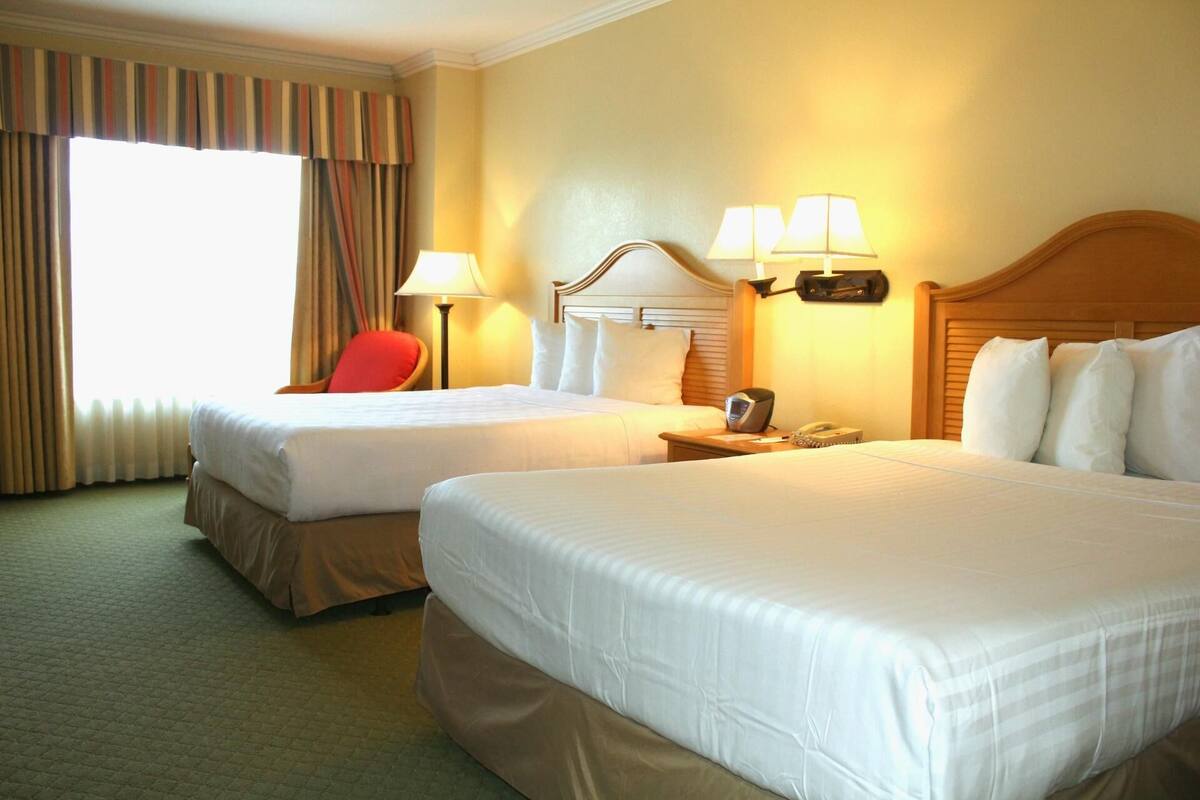 Minibar, in-room safe, desk, blackout drapes
