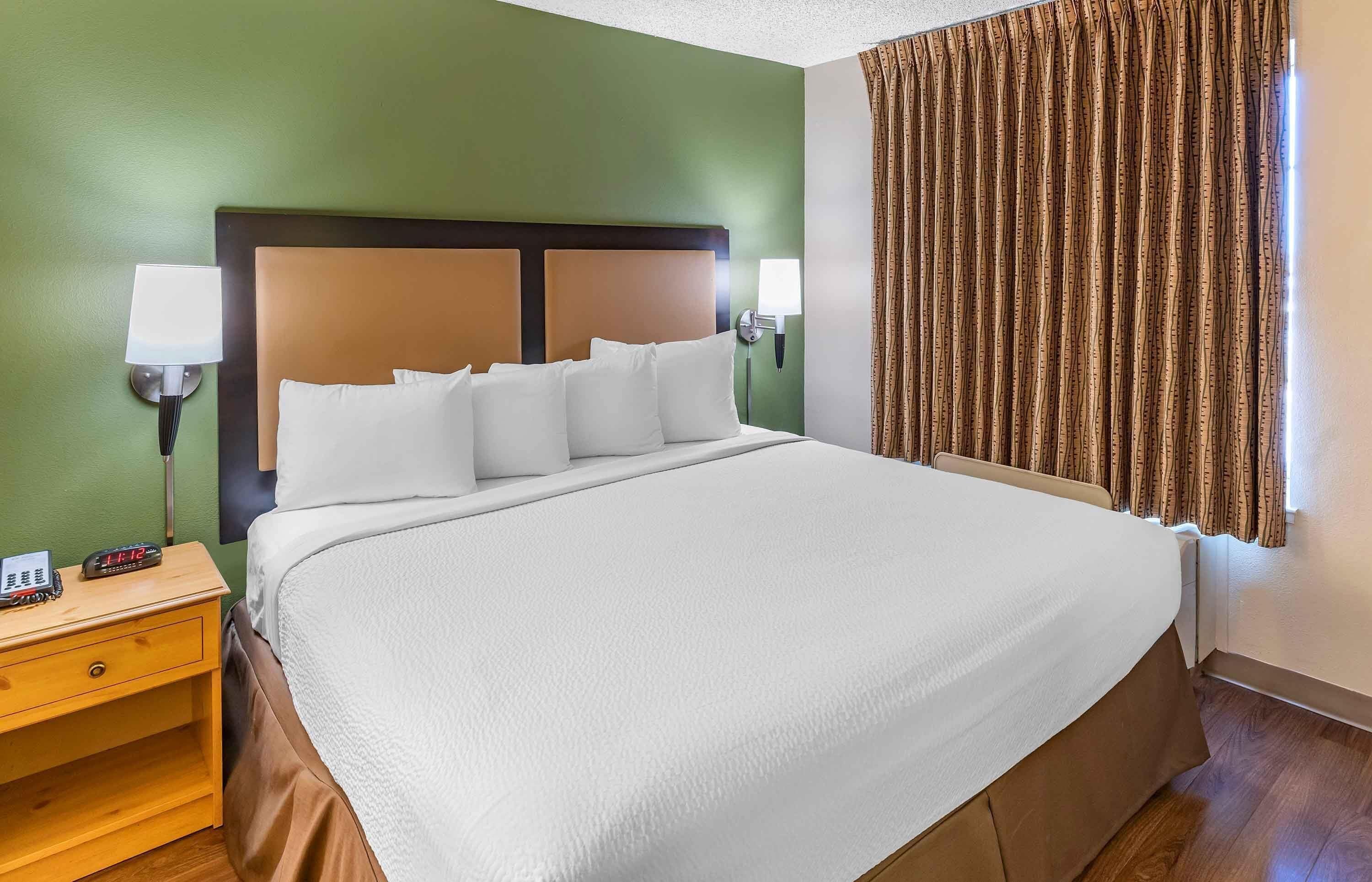 Estúdio luxo | Escrivaninha, ferros/tábuas de passar roupa, Wi-Fi de cortesia