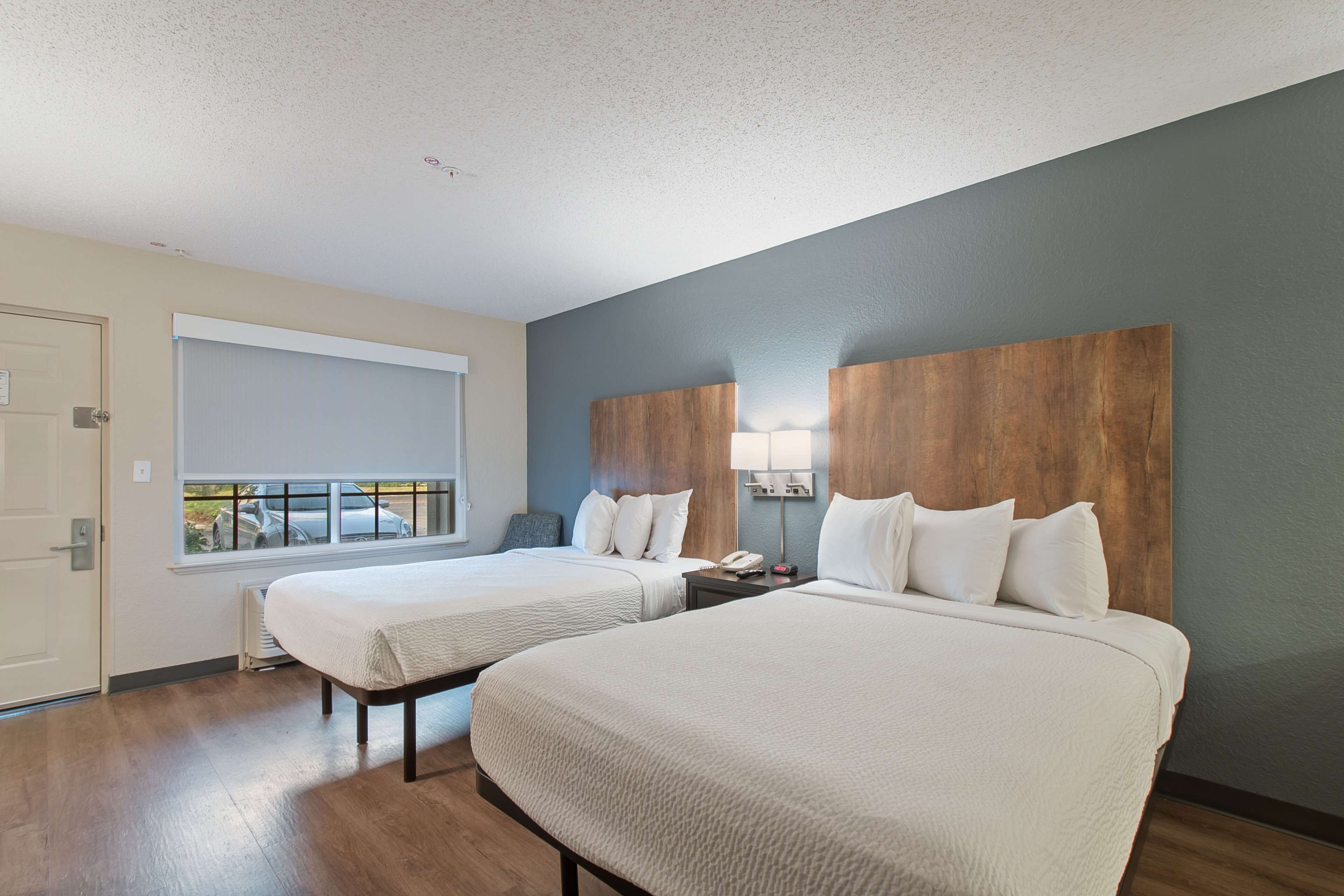 Photo - Extended Stay America Suites - Miami - Airport - Blue Lagoon