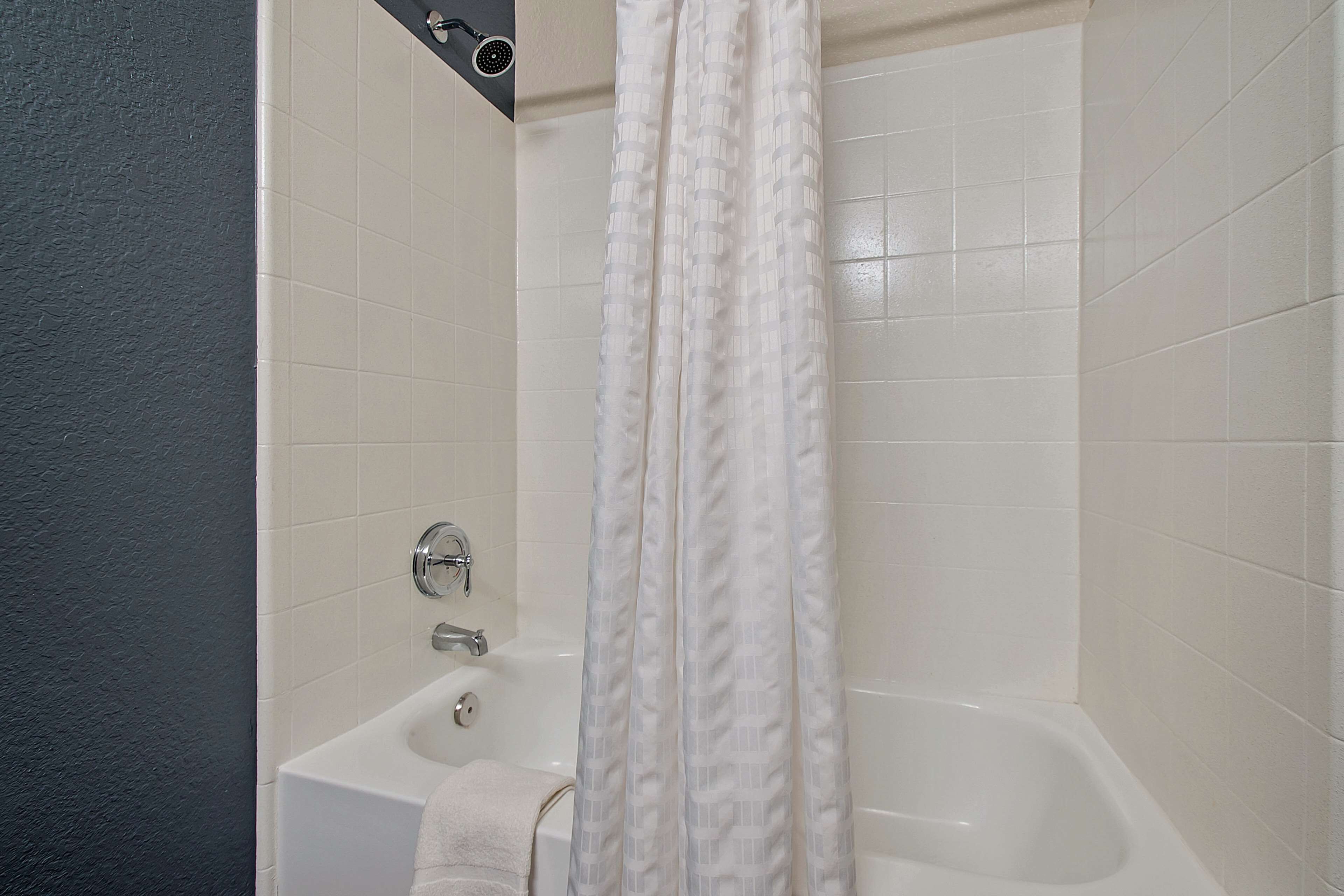 Photo - Extended Stay America Suites - Miami - Airport - Blue Lagoon