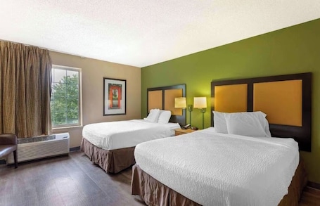 Room, 2 Queen Beds, Non Smoking, Kitchen | Desk, laptop workspace, iron/ironing board, WiFi (free)