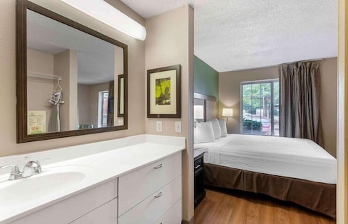 Studio 6 Extended Stay Memphis Airport TN