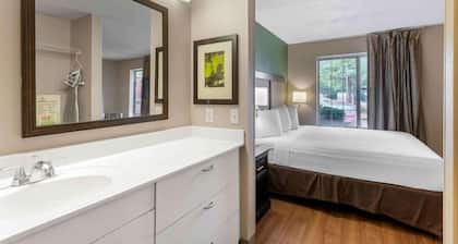 Studio 6 Extended Stay Memphis Airport TN