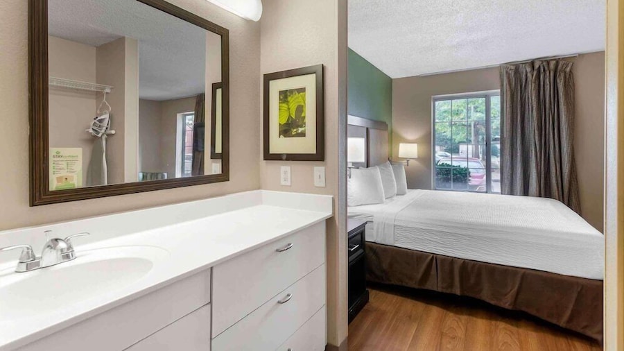 Studio 6 Extended Stay Memphis Airport TN