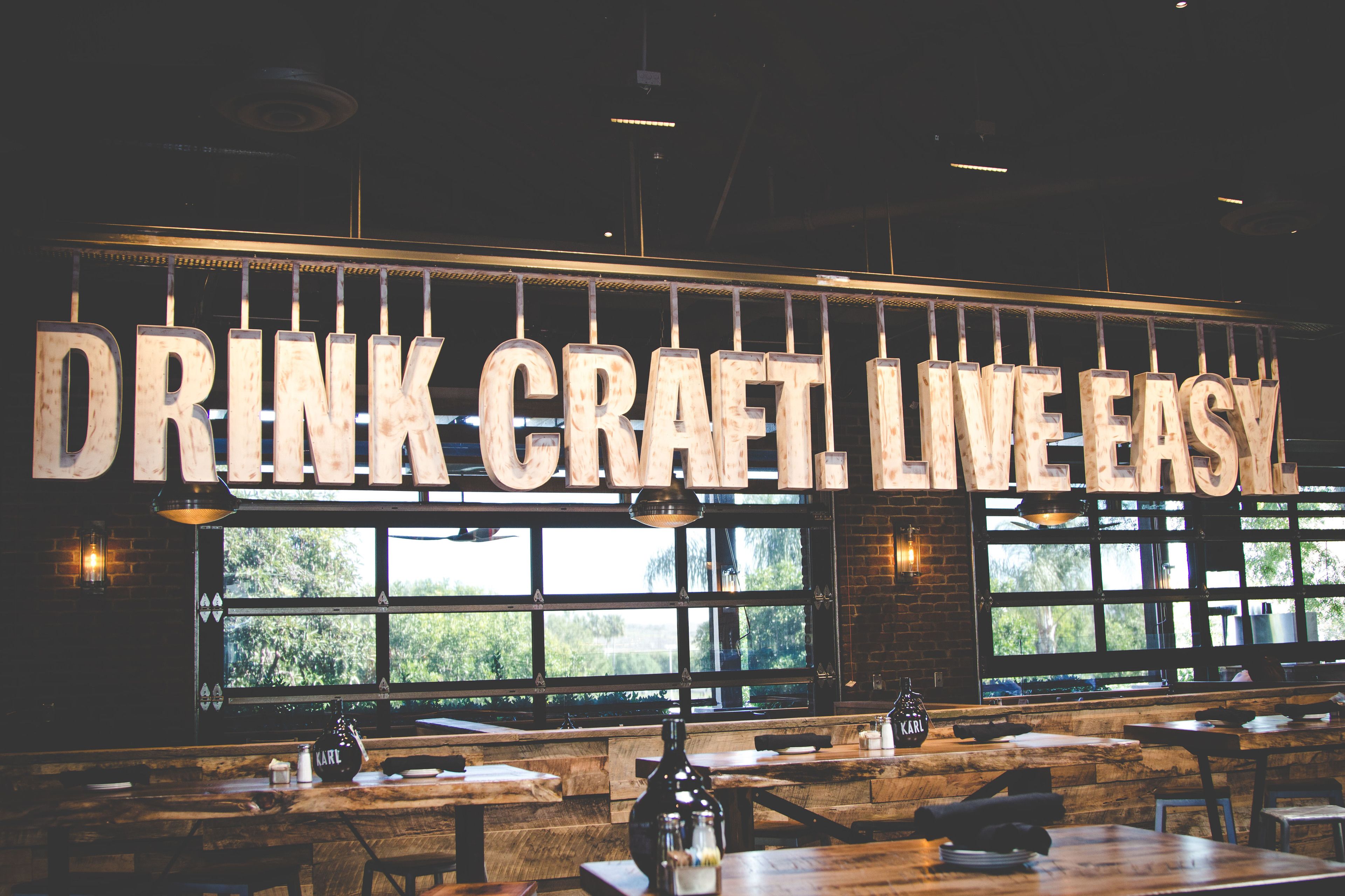 2 bars/lounges, poolside bar