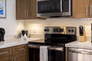 In-room safe, iron/ironing board, rollaway beds, WiFi