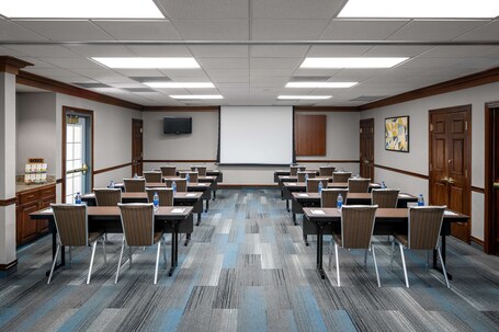 HYATT house Scottsdale Old Town - Image 41
