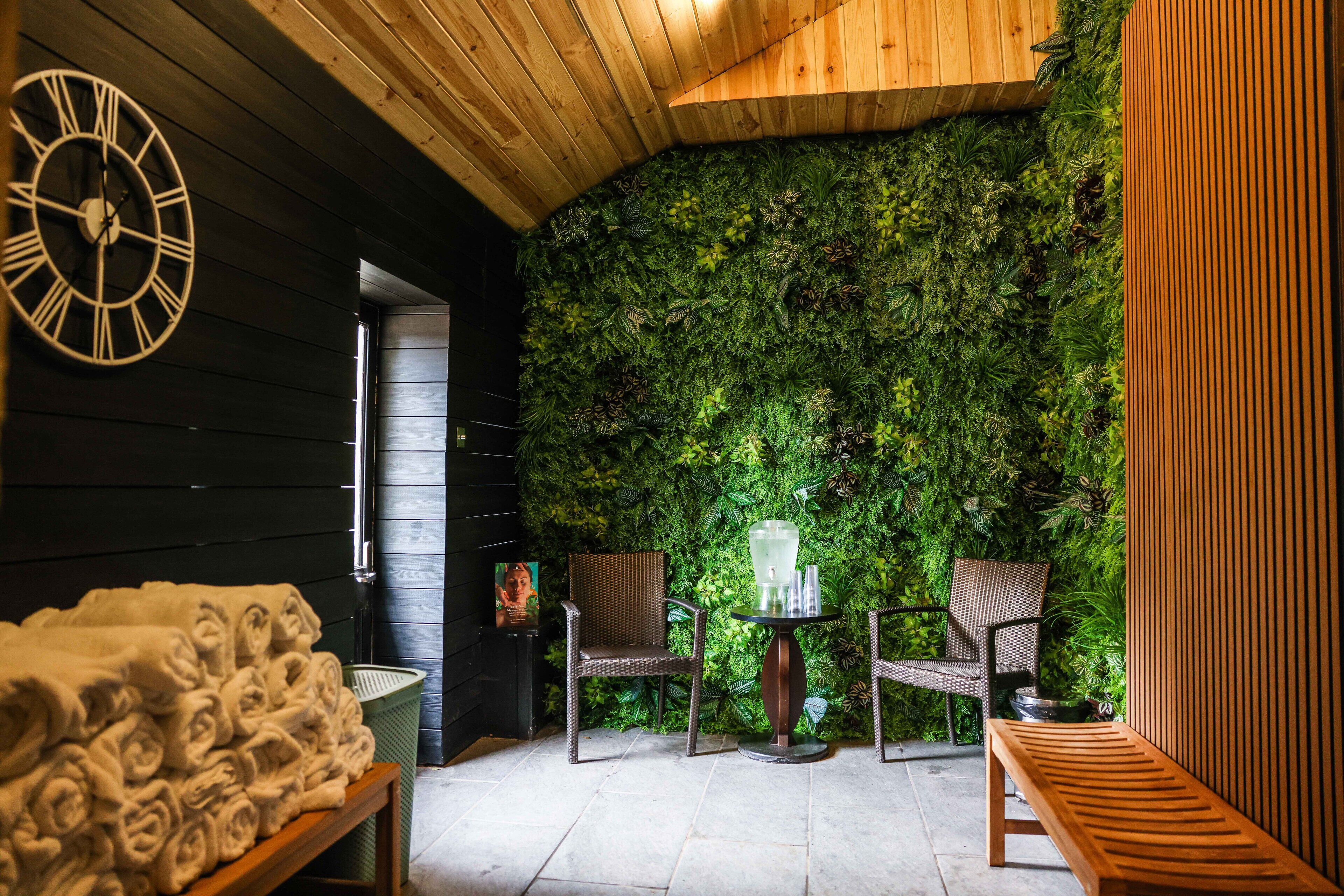 couples treatment room(s), sauna, steam room, body treatments