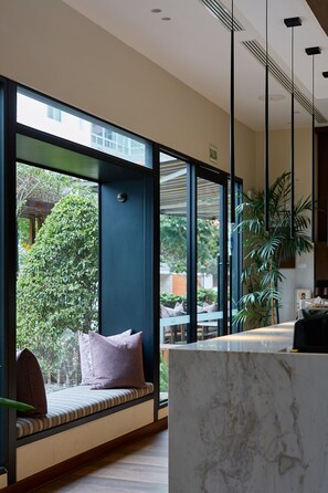 Bar lounge