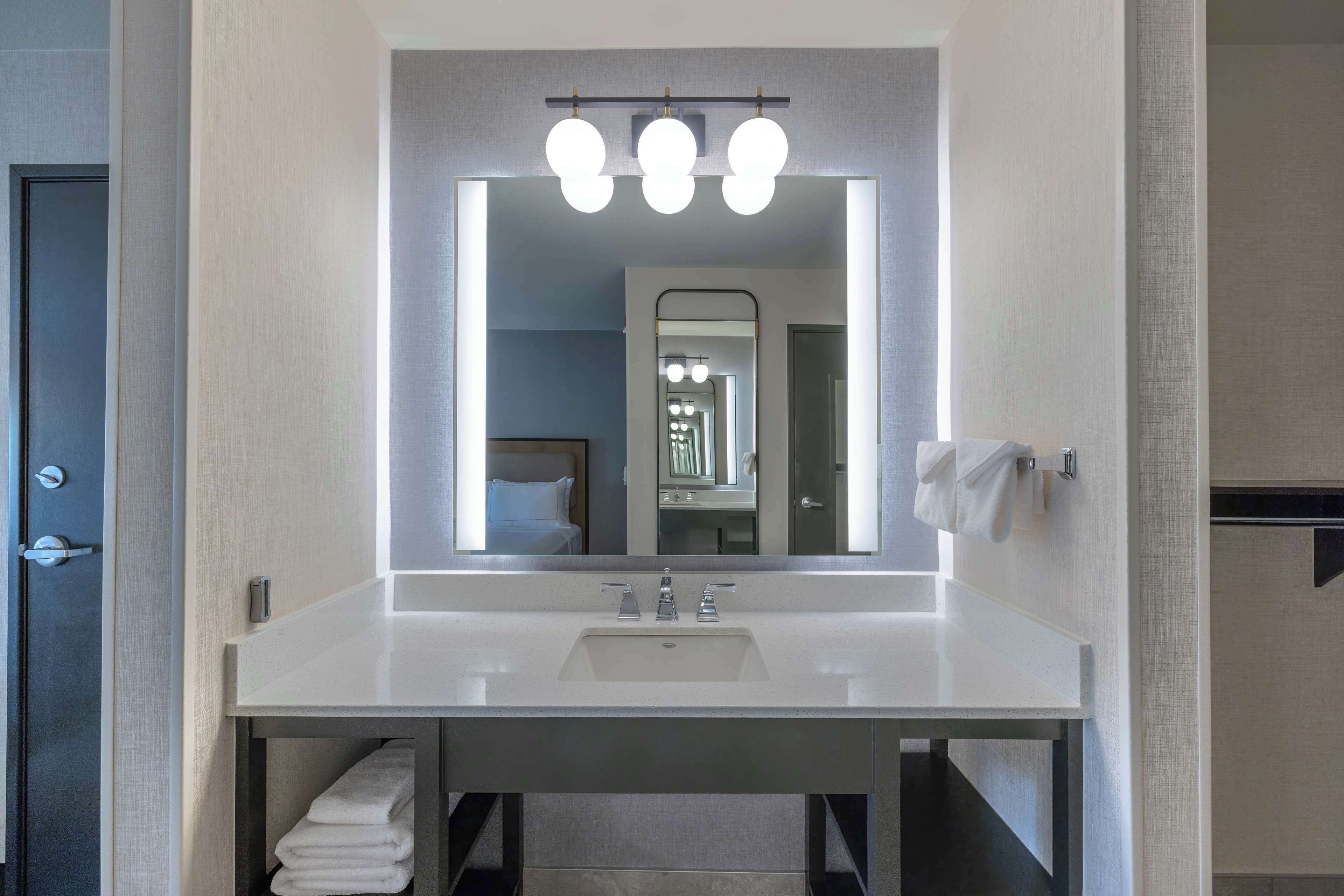 combined shower/bathtub, free toiletries, hair dryer, towels