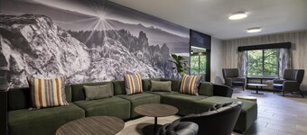 The Newberry Hotel Bend, Tapestry Collection by Hilton