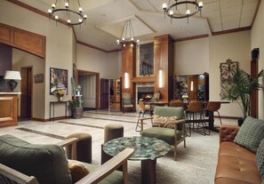 Lobby - Sonesta Suites Scottsdale Gainey Ranch (Scottsdale)